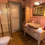 Borgo Paradiso 4&2, Emma * Ciciano
