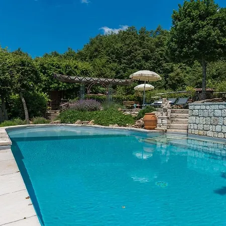 빌라 Borgo Paradiso 4&2, Emma Ciciano